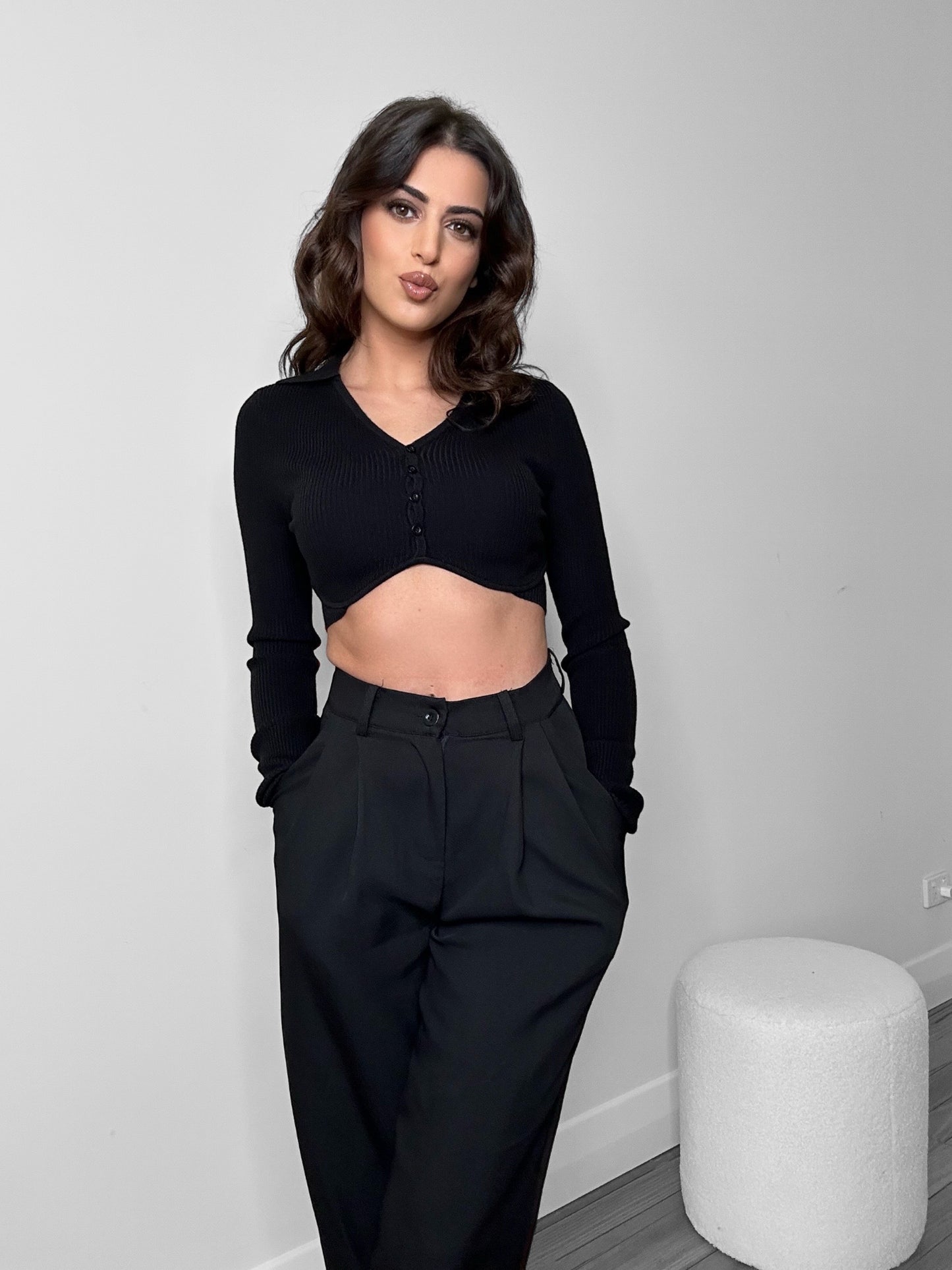 Ledi Long Sleeve Crop Top - Black 05500 image 6