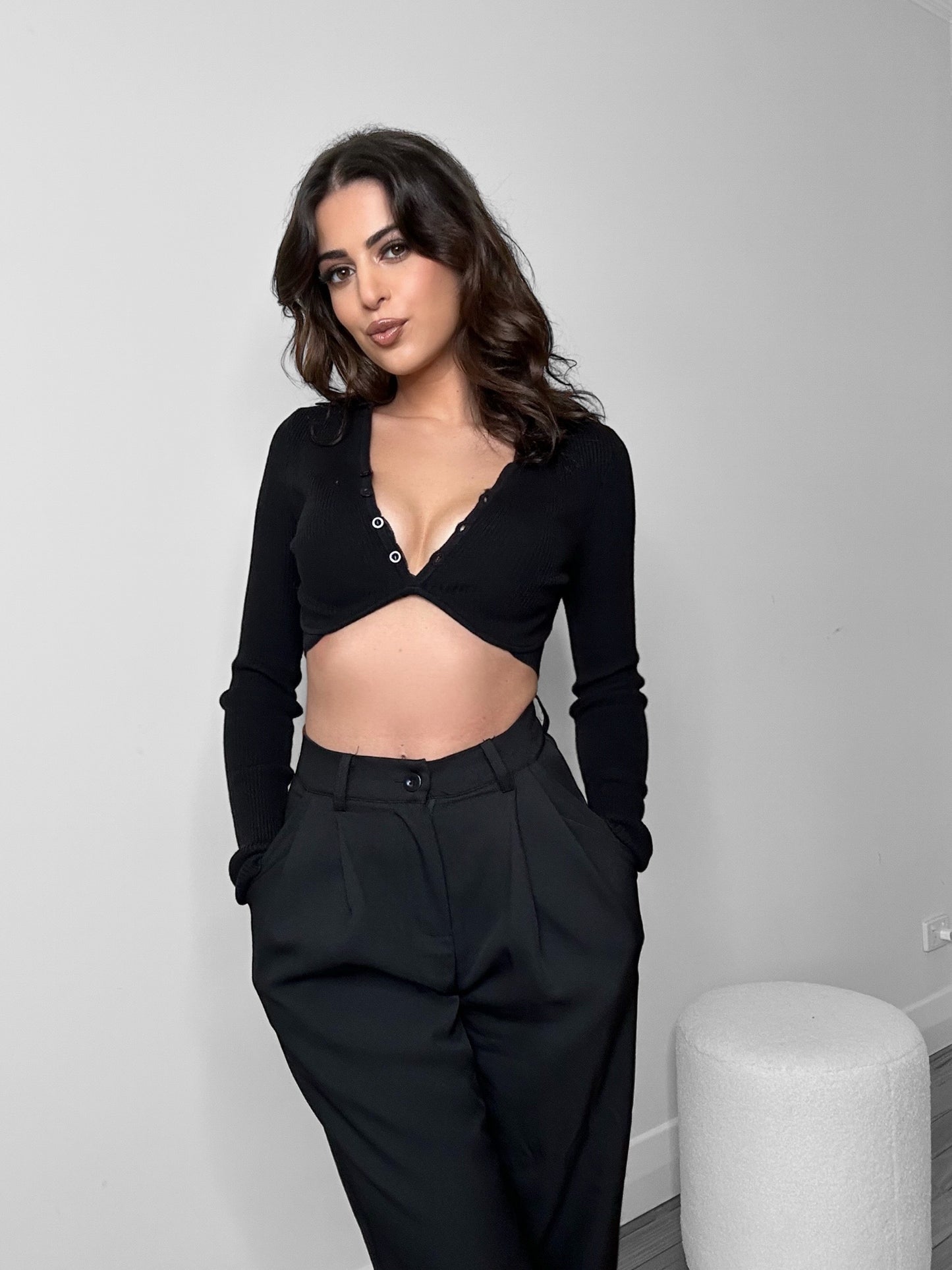 Ledi Long Sleeve Crop Top - Black 05500 image 8