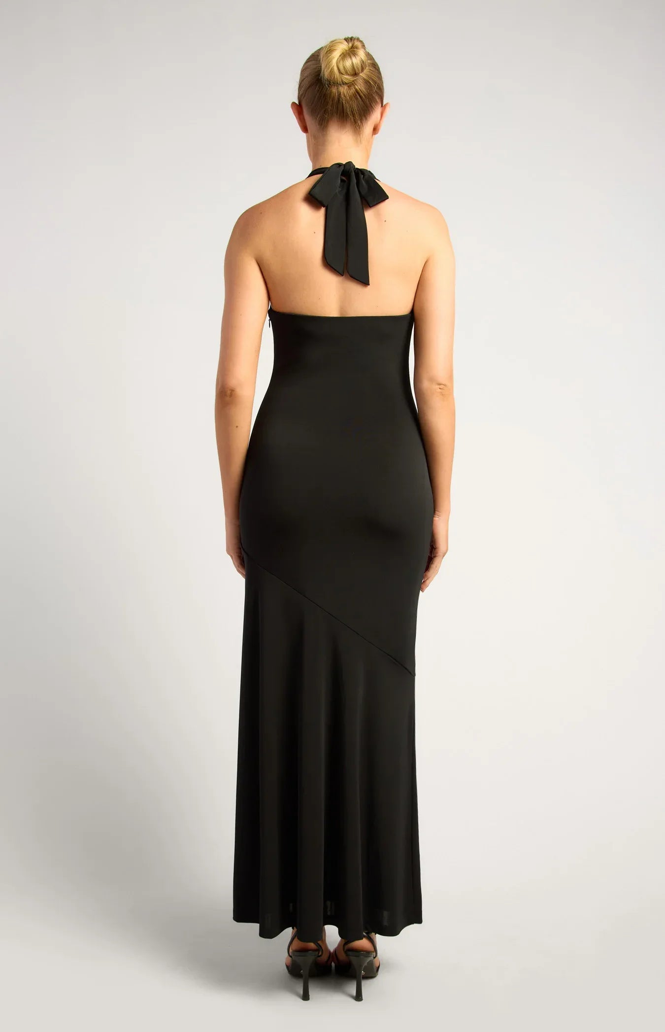 Stace Maxi Dress Black - 1900 - G13