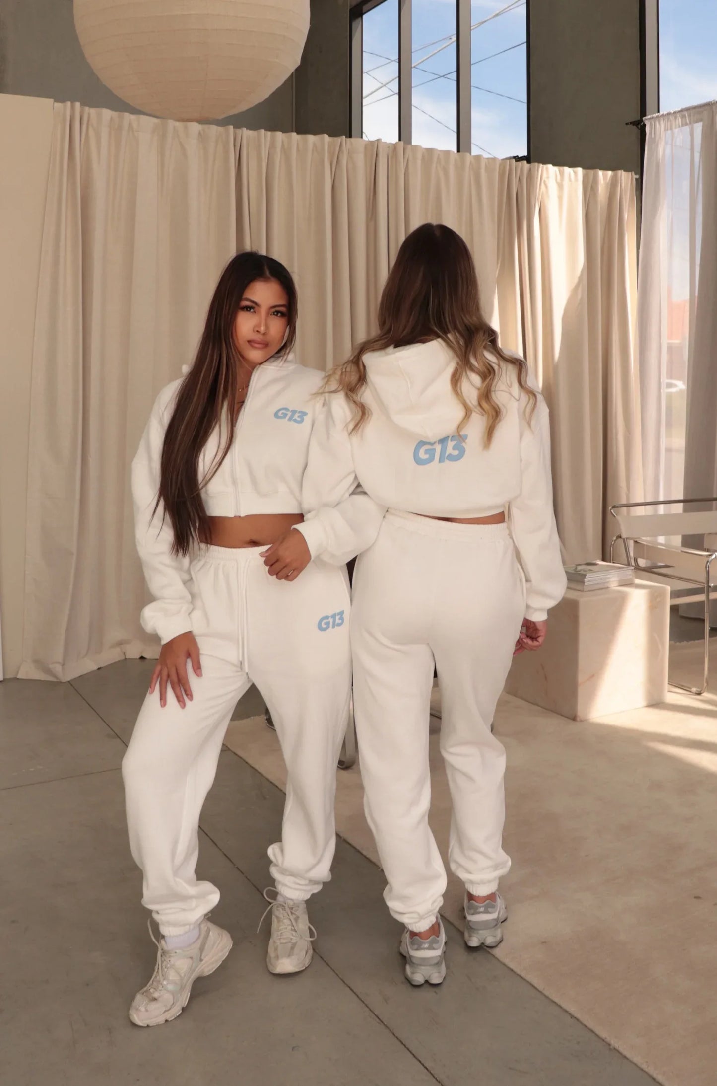 Vol.6 White Pants - G13