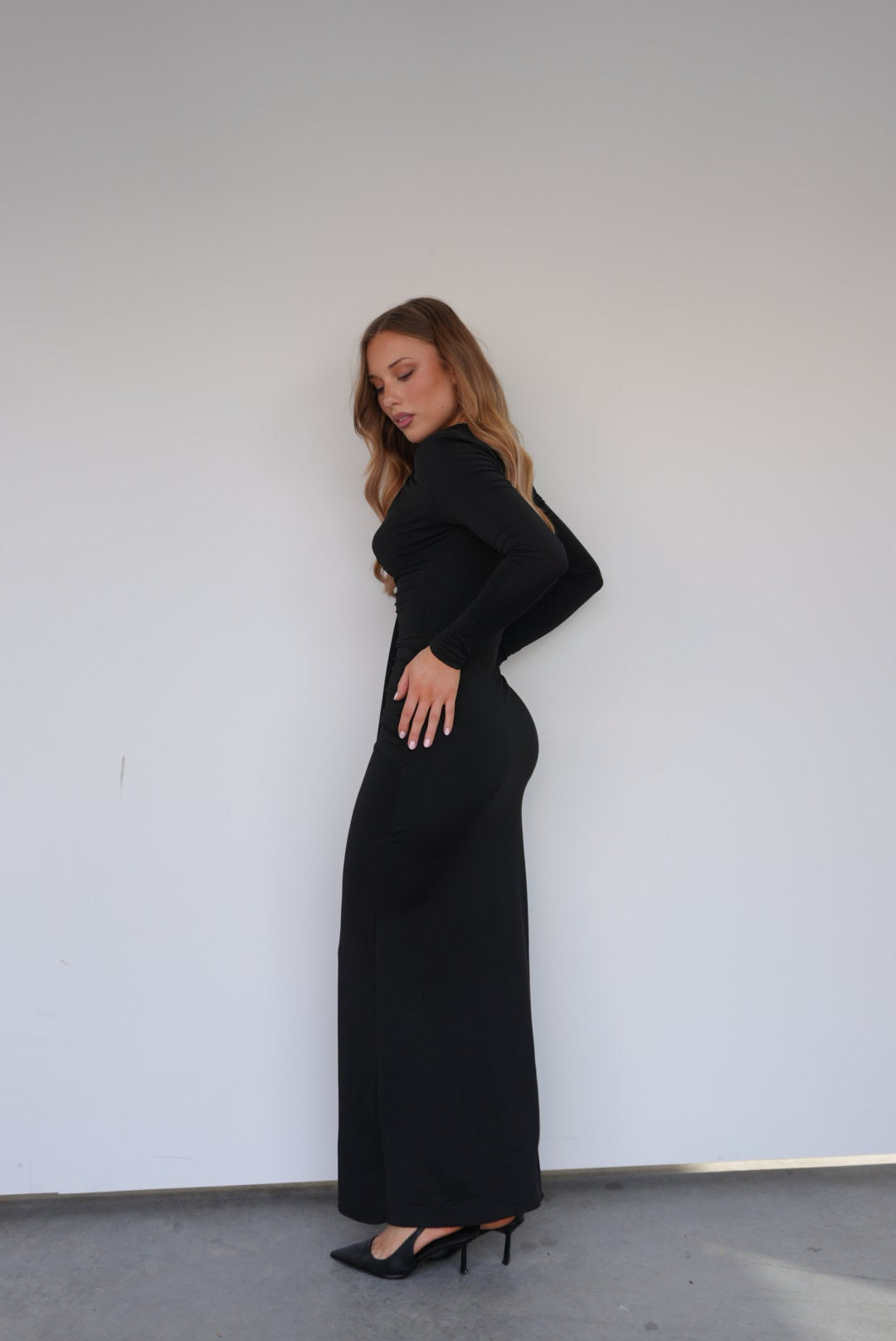 Roseta Maxi Dress Black - 130811