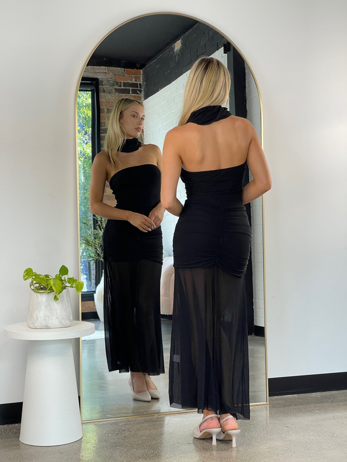 Layla Maxi Dress Black - 1285