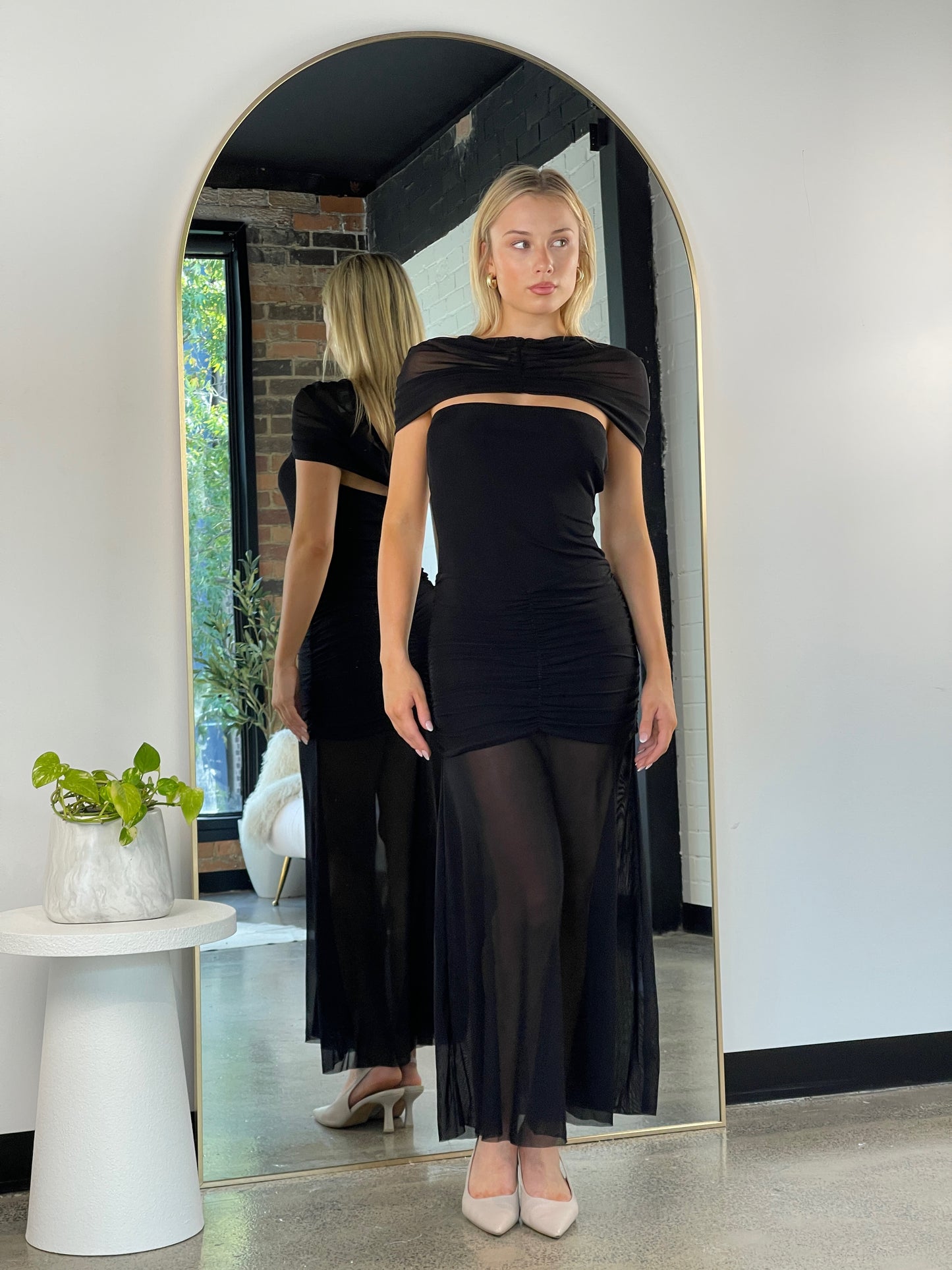 Layla Maxi Dress Black - 1285